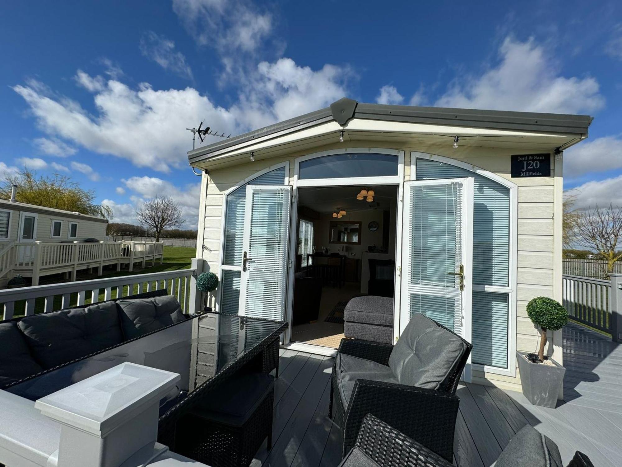 Millfields Holiday Park - The Balmoral - Coastal Caravan Breaks Инголдмелс Экстерьер фото